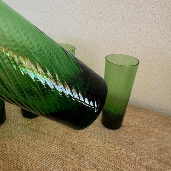 Vintage Green Swirl Drinking Glasses, Set of 6 - Picture 8 of 8